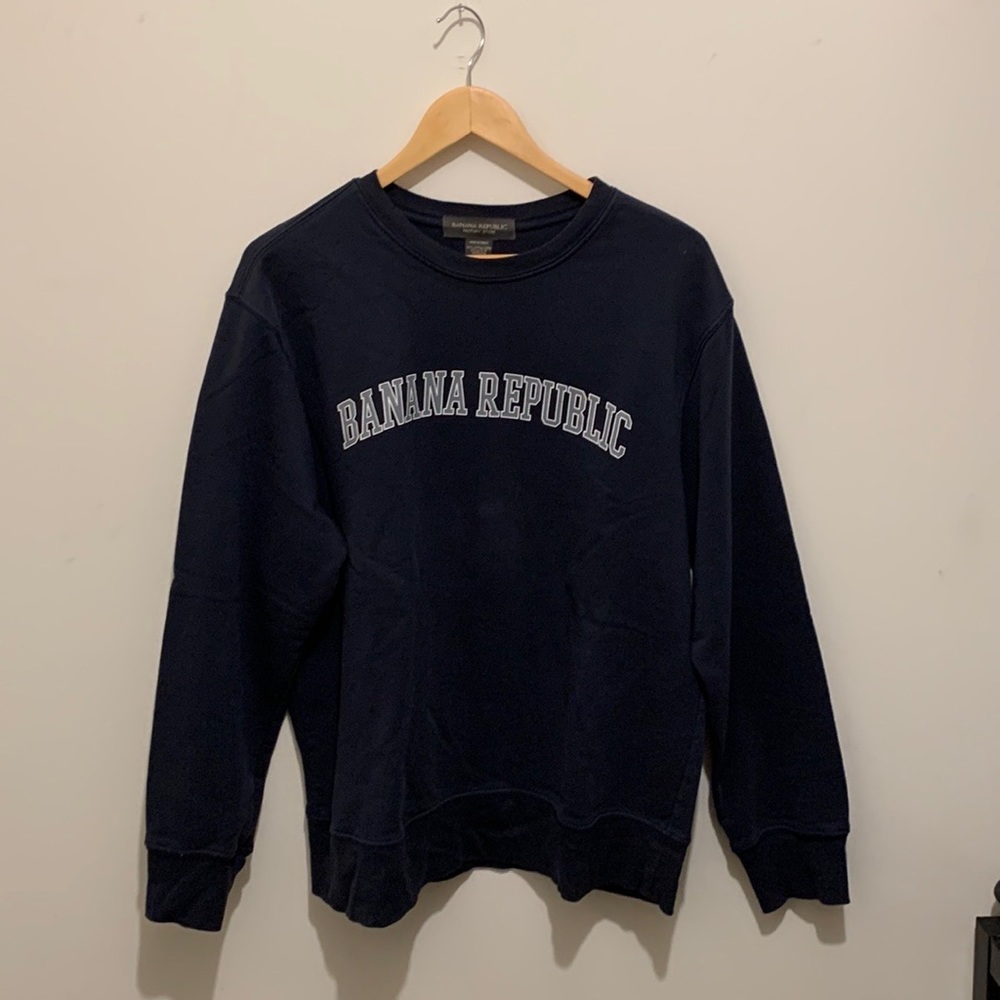 Banana Republic crewneck